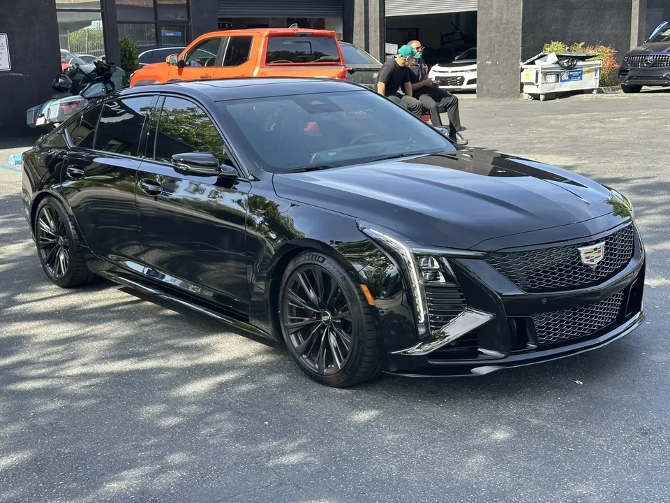 2025 Cadillac CT5-V - Image 8 of 28
