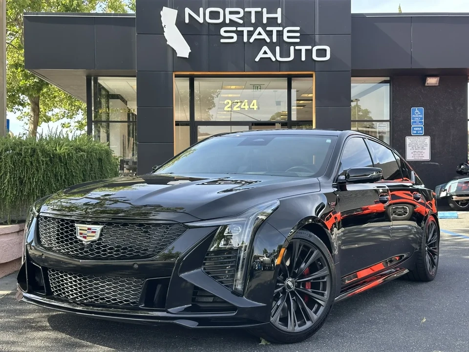 2025 Cadillac CT5-V - Image 3 of 28