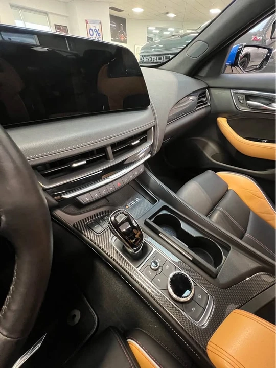 2025 Cadillac CT5 - Image 9 of 12