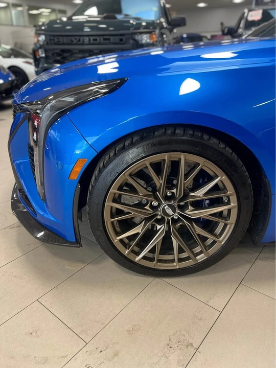 2025 Cadillac CT5 - Image 3 of 12