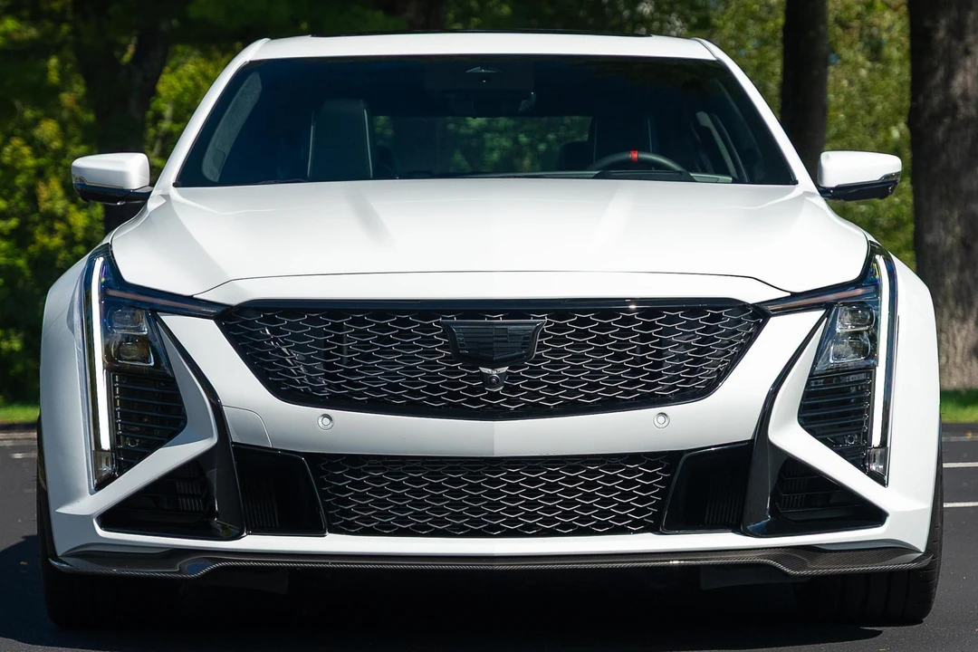 2025 Cadillac CT5-V Blackwing - Image 2 of 31