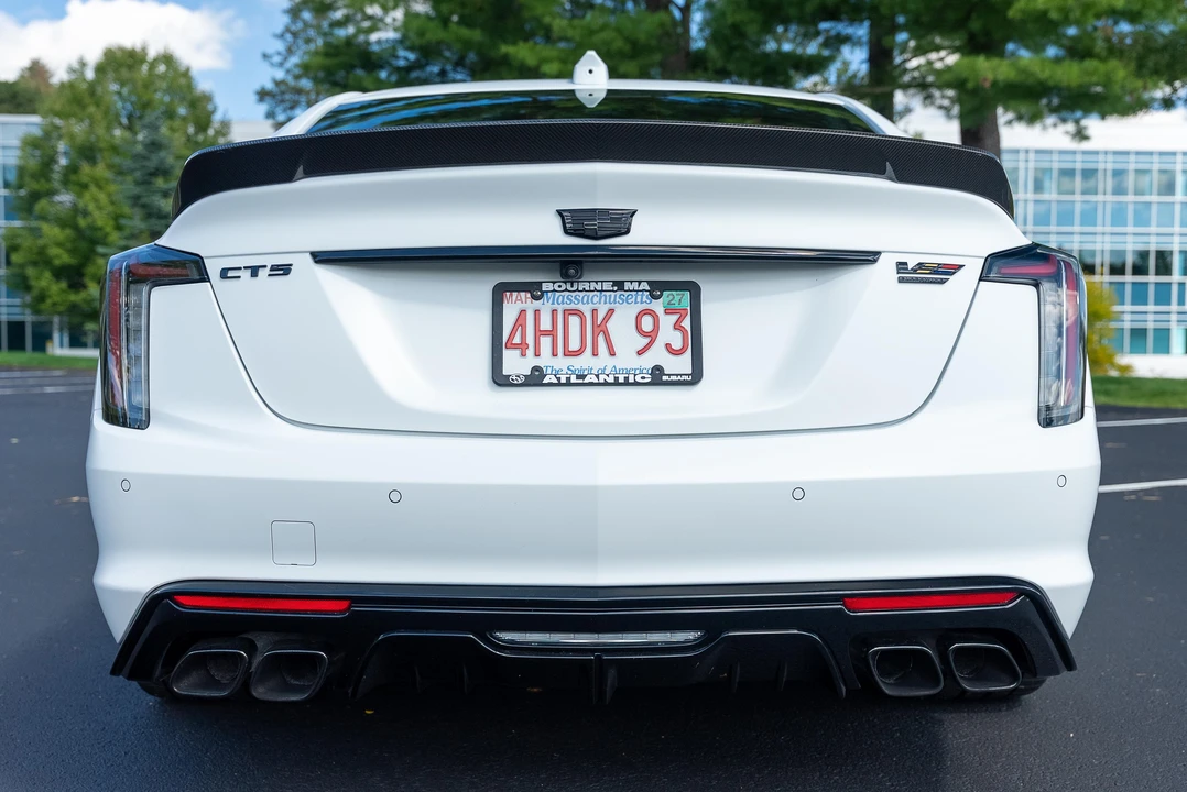 2025 Cadillac CT5-V Blackwing - Image 11 of 31
