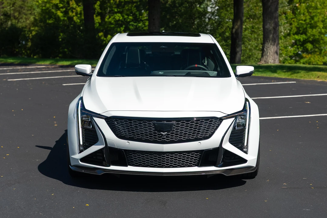 2025 Cadillac CT5-V Blackwing - Image 6 of 31