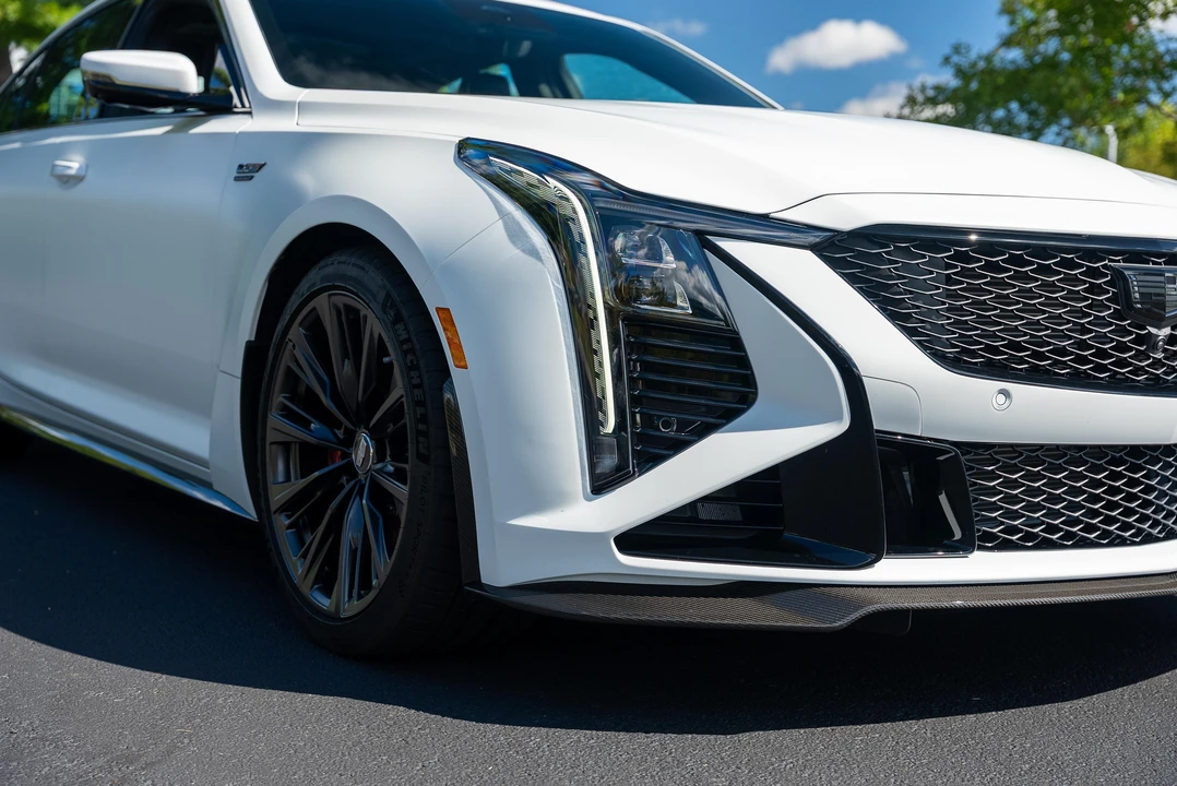 2025 Cadillac CT5-V Blackwing - Image 18 of 31