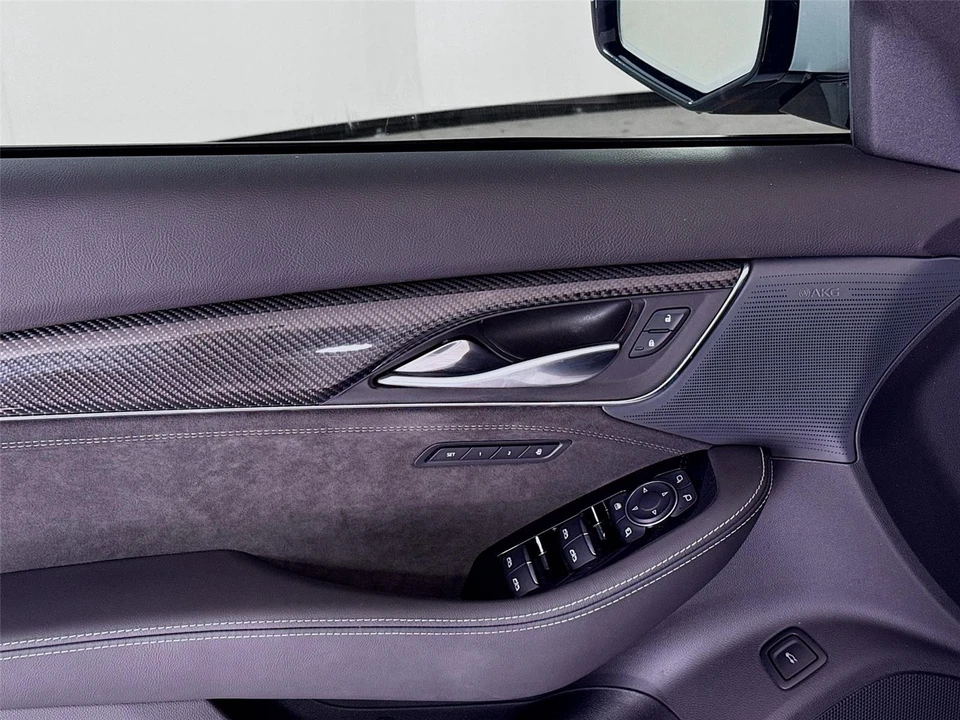 2025 Cadillac CT5-V Blackwing - Image 11 of 15
