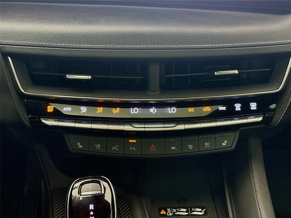 2025 Cadillac CT5-V Blackwing - Image 16 of 21