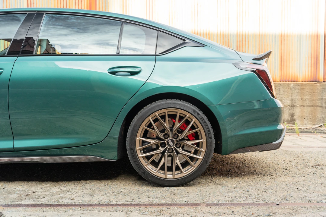 2025 Cadillac CT5-V Blackwing - Image 27 of 31
