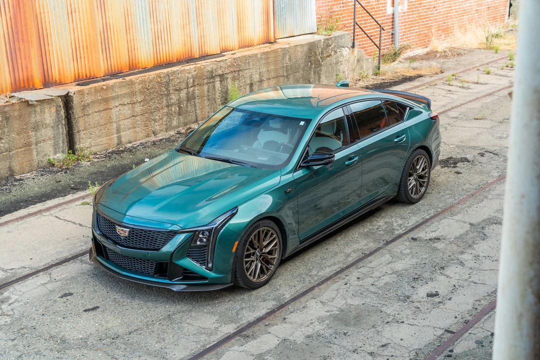 2025 Cadillac CT5-V Blackwing - Image 2 of 31