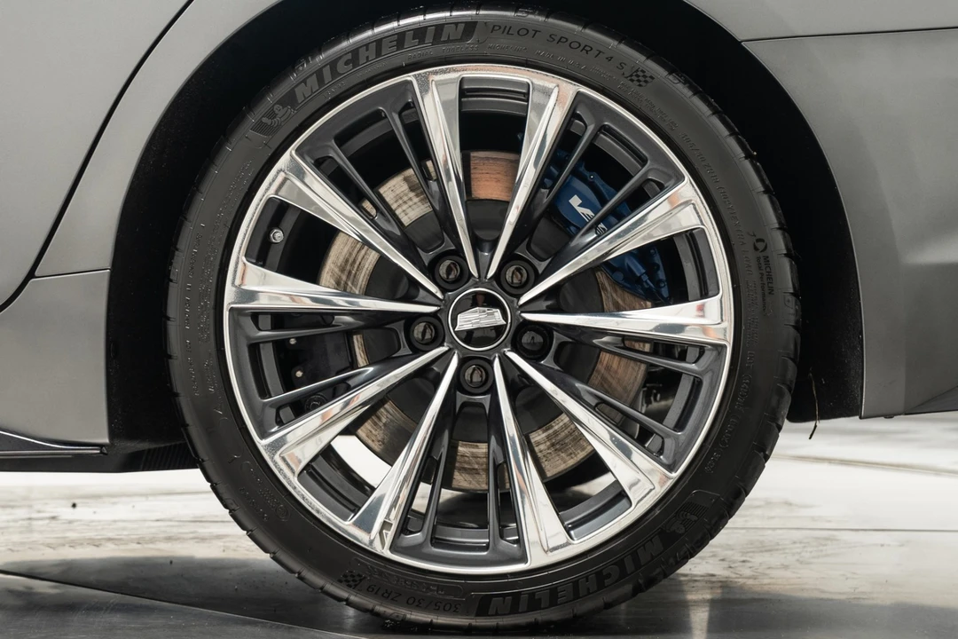 2025 Cadillac CT5-V Blackwing - Image 11 of 12