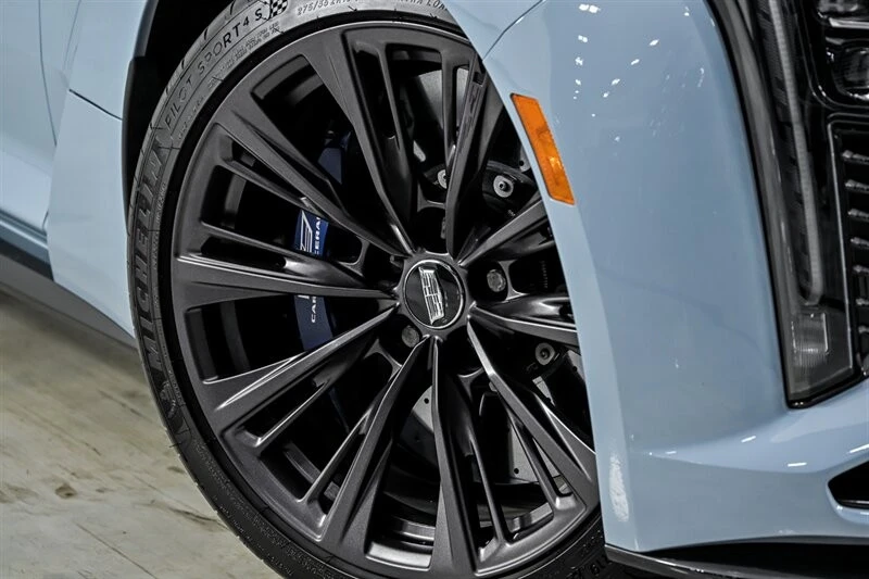 2025 Cadillac CT5-V Blackwing - Image 3 of 31