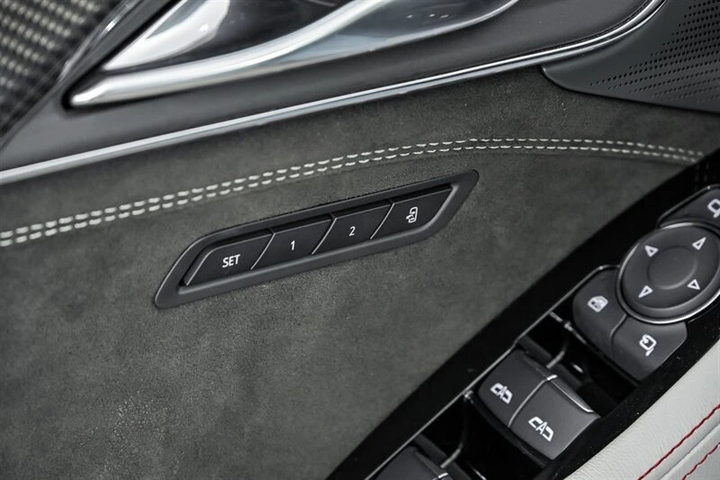 2025 Cadillac CT5-V Blackwing - Image 14 of 31