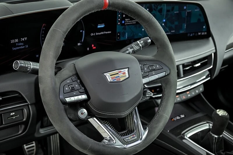 2025 Cadillac CT5-V Blackwing - Image 21 of 31