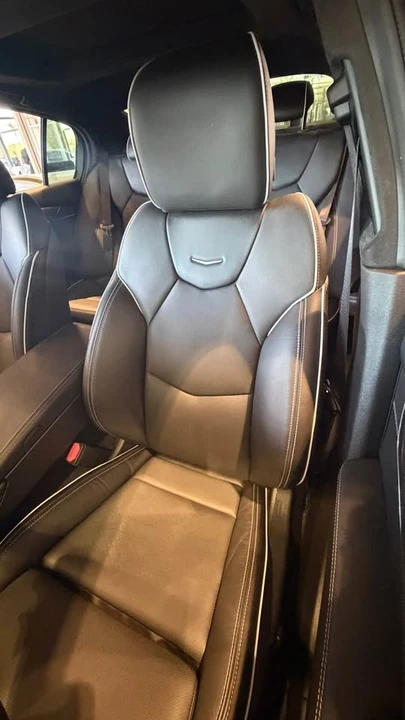 2025 Cadillac CT5-V Blackwing - Image 10 of 12