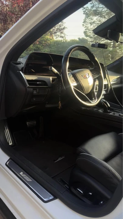 2025 Cadillac CT5-V Blackwing - Image 5 of 11