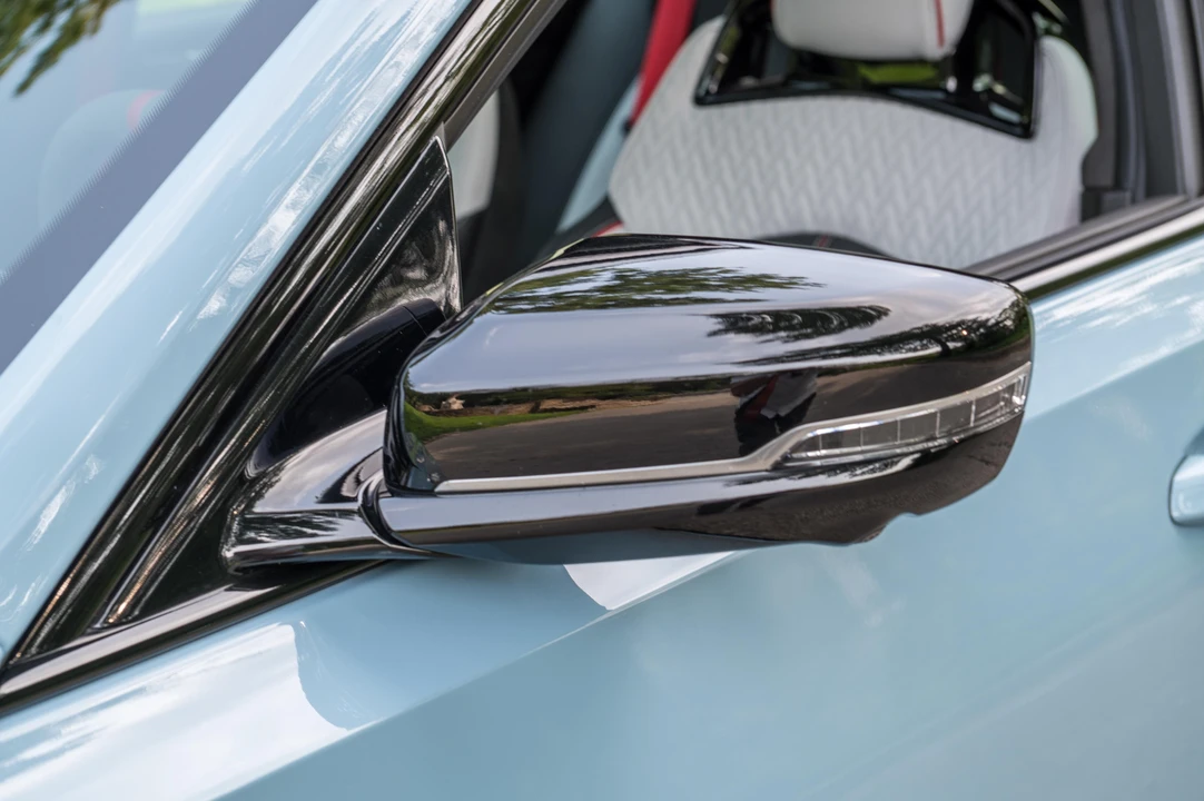 2025 Cadillac CT5-V Blackwing - Image 18 of 31