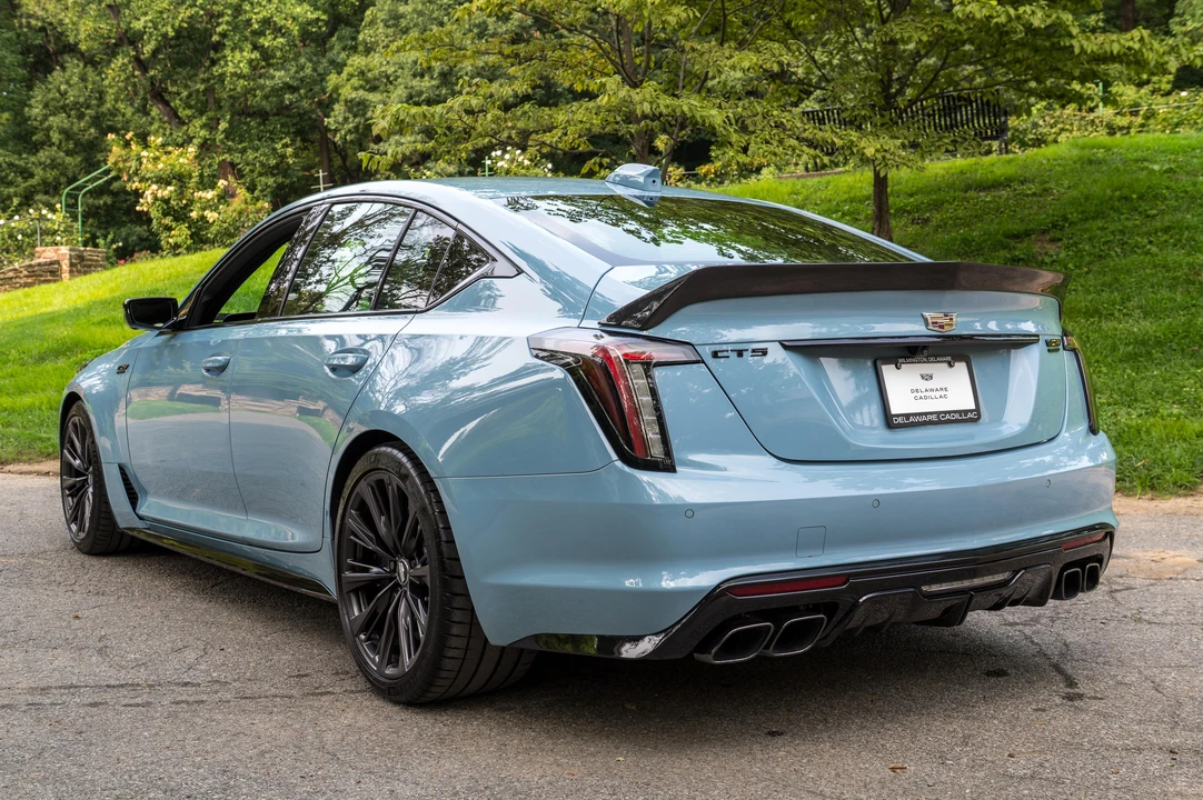 2025 Cadillac CT5-V Blackwing - Image 8 of 31