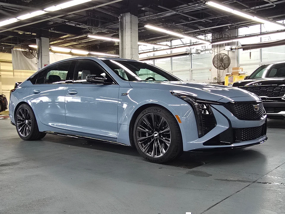 2025 Cadillac CT5-V Blackwing - Image 12 of 31