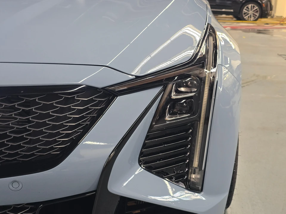2025 Cadillac CT5-V Blackwing - Image 16 of 31