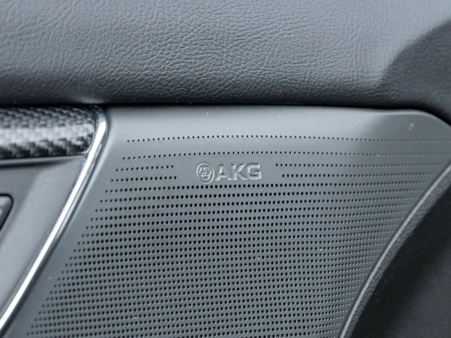 2025 Cadillac CT5-V - Image 18 of 20