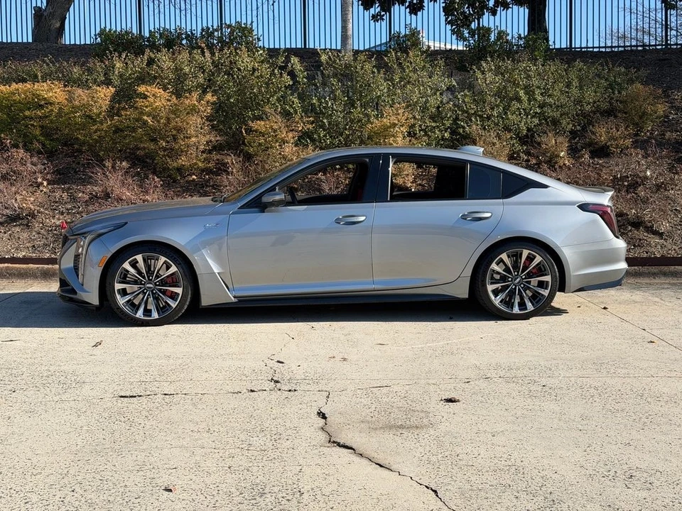 2025 Cadillac CT5-V - Image 7 of 21