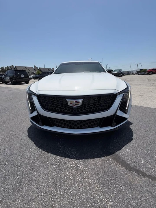 2025 Cadillac CT5-V Blackwing - Image 10 of 11