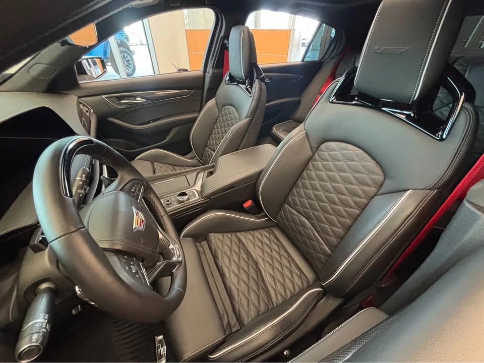 2025 Cadillac CT5-V Blackwing - Image 10 of 13