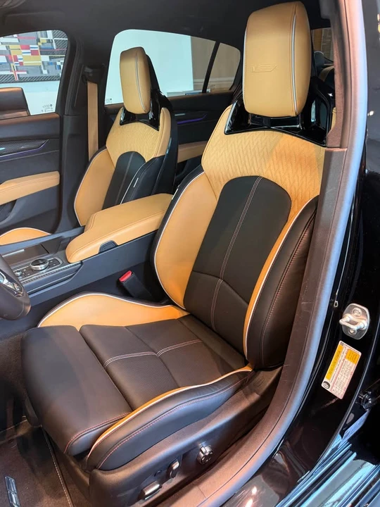 2025 Cadillac CT5-V Blackwing - Image 7 of 15