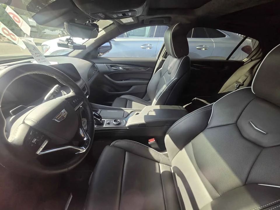 2025 Cadillac CT5-V Blackwing - Image 10 of 11