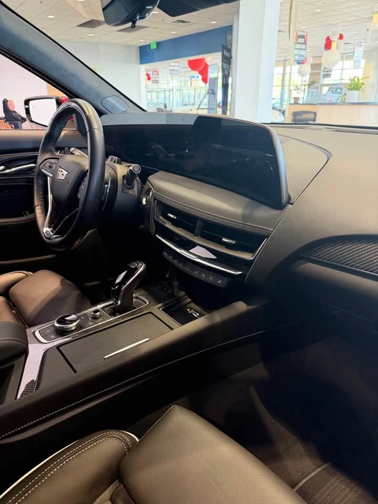 2025 Cadillac CT5-V Blackwing - Image 9 of 13