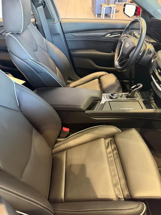 2025 Cadillac CT5-V Blackwing - Image 10 of 13