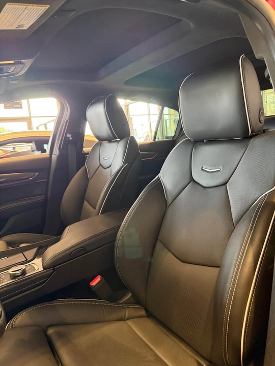 2025 Cadillac CT5-V Blackwing - Image 8 of 12