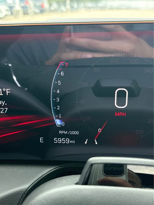 2025 Cadillac CT5-V Blackwing - Image 10 of 11