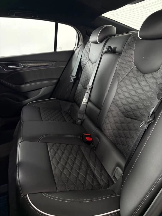 2025 Cadillac CT5-V Blackwing - Image 18 of 20