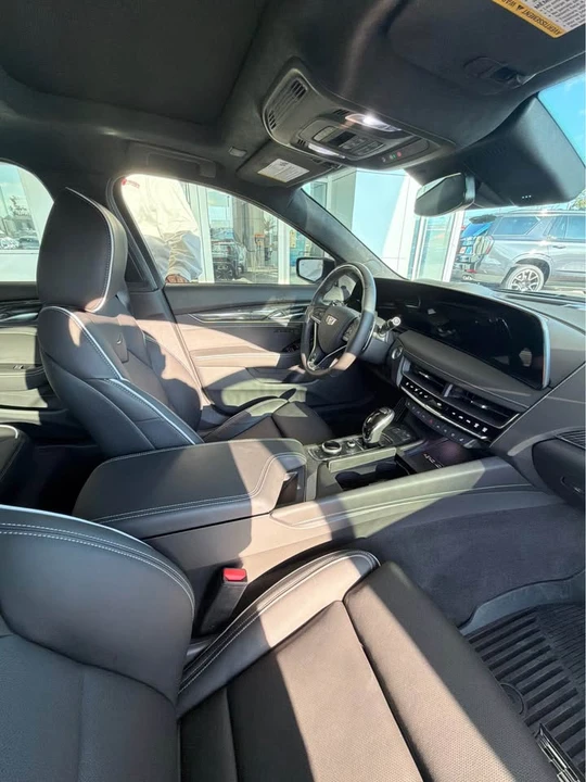 2025 Cadillac CT5-V Blackwing - Image 8 of 10