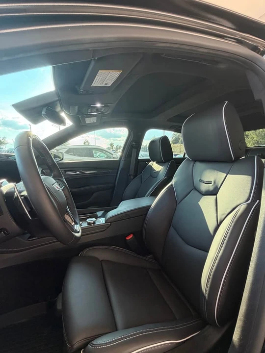 2025 Cadillac CT5-V Blackwing - Image 10 of 10
