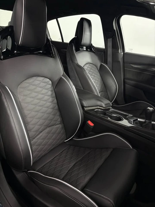 2025 Cadillac CT5-V Blackwing - Image 15 of 20
