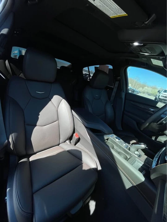 2025 Cadillac CT5-V - Image 8 of 17