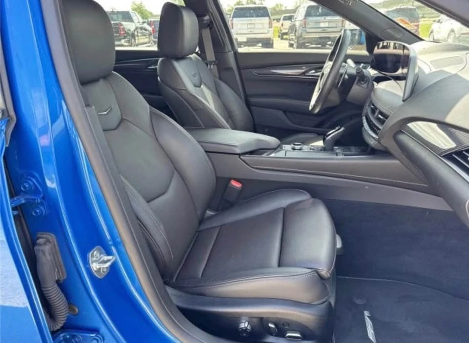2025 Cadillac CT5-V - Image 16 of 20