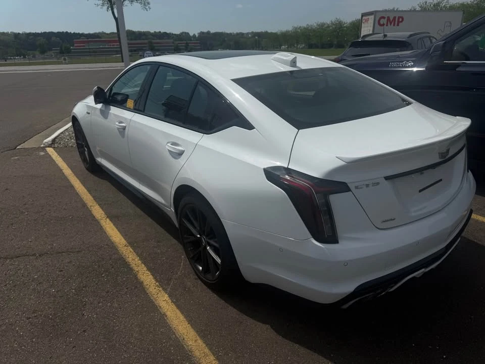 2025 Cadillac CT5-V - Image 5 of 8
