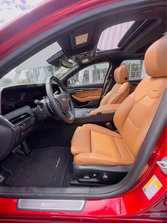2025 Cadillac CT5-V - Image 7 of 10