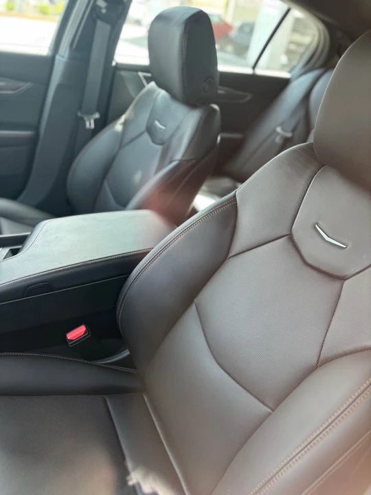 2025 Cadillac CT5-V - Image 9 of 9
