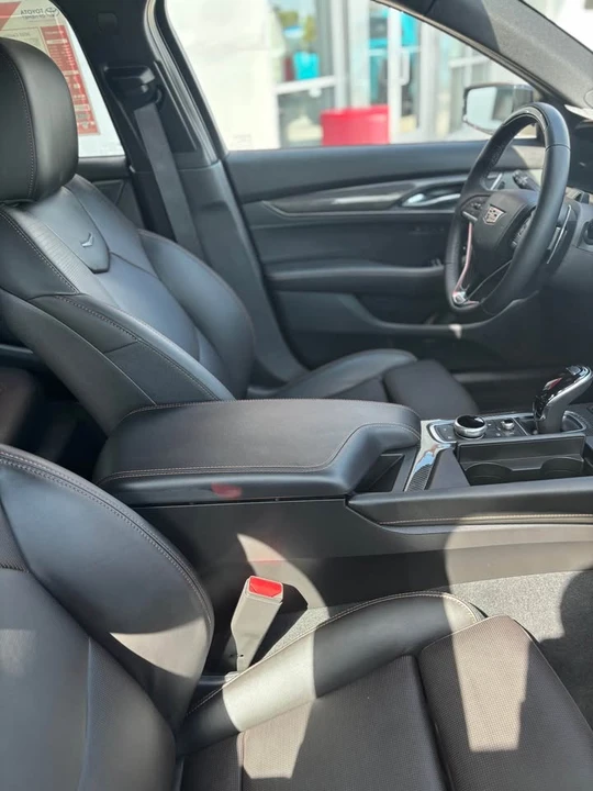 2025 Cadillac CT5-V - Image 7 of 9
