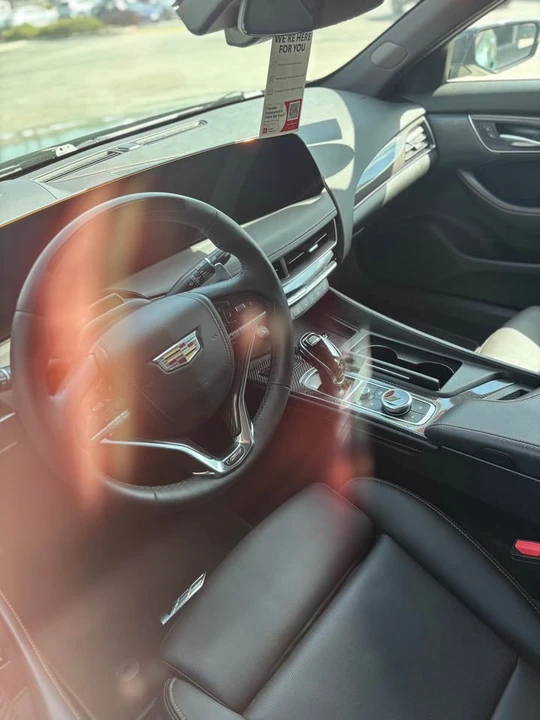 2025 Cadillac CT5-V - Image 6 of 9