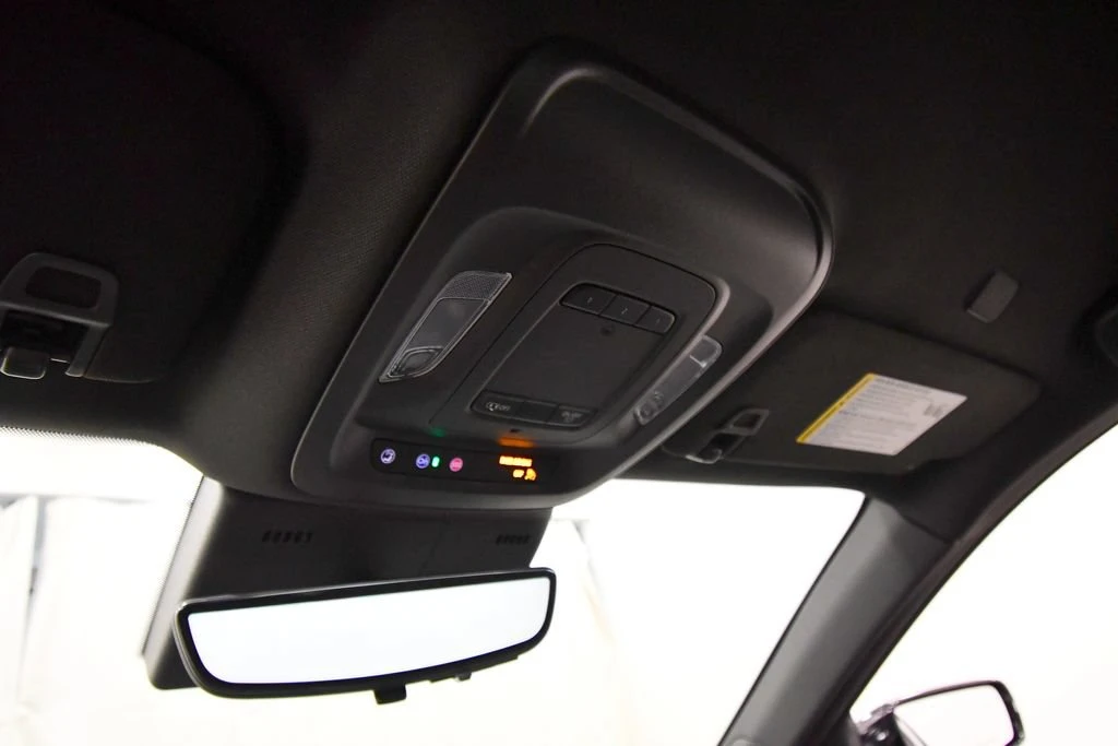 2025 Cadillac CT5-V - Image 29 of 30