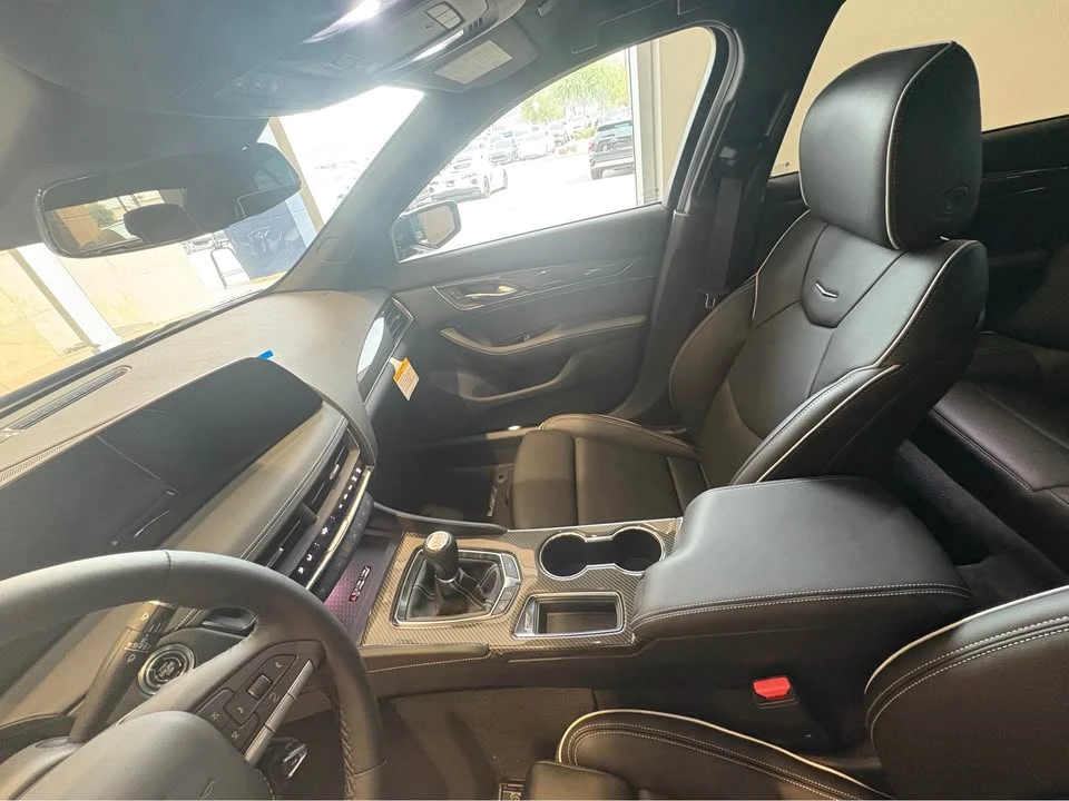 2025 Cadillac CTS - Image 8 of 15