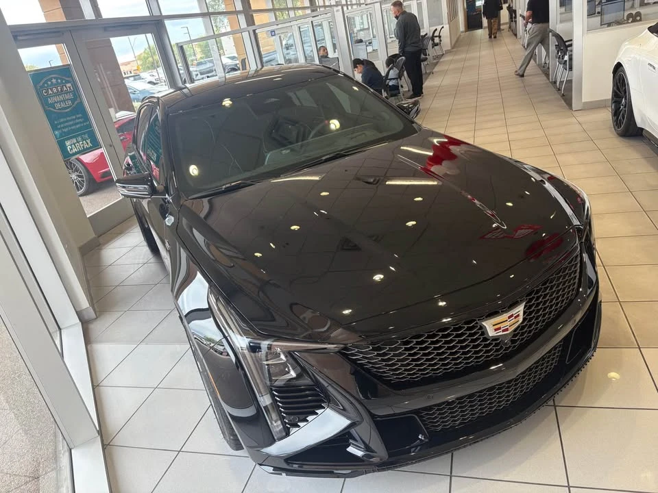 2025 Cadillac CTS - Image 5 of 15