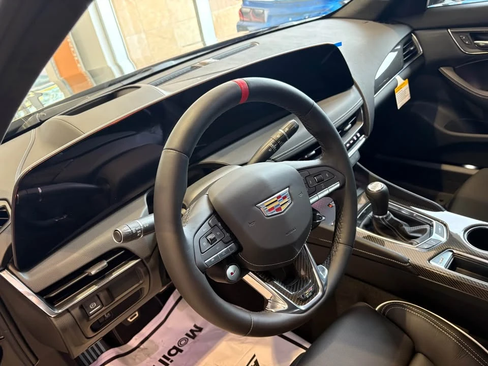 2025 Cadillac CTS - Image 15 of 15