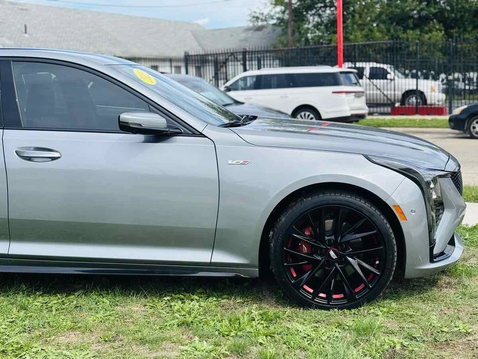 2025 Cadillac CT5-V - Image 5 of 31