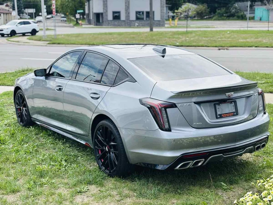 2025 Cadillac CT5-V - Image 13 of 31