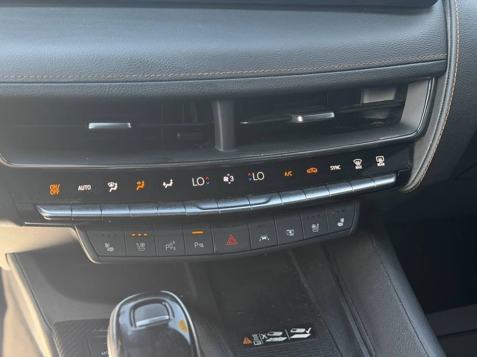 2025 Cadillac CT5-V - Image 23 of 24